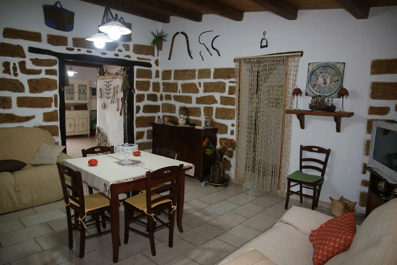 Holiday home Regia Trazzera Villa Rilievo
