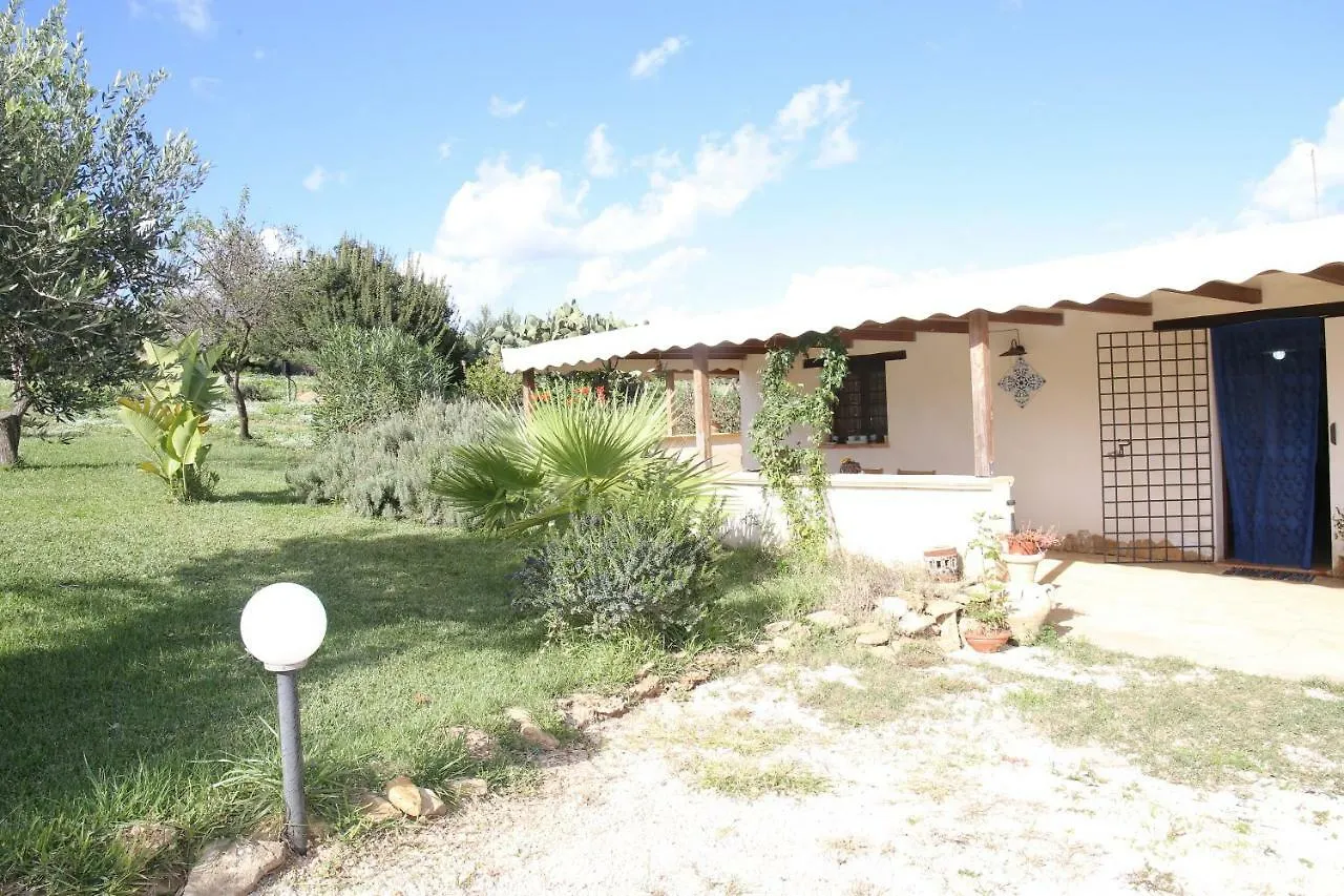 Holiday home Regia Trazzera Villa Rilievo