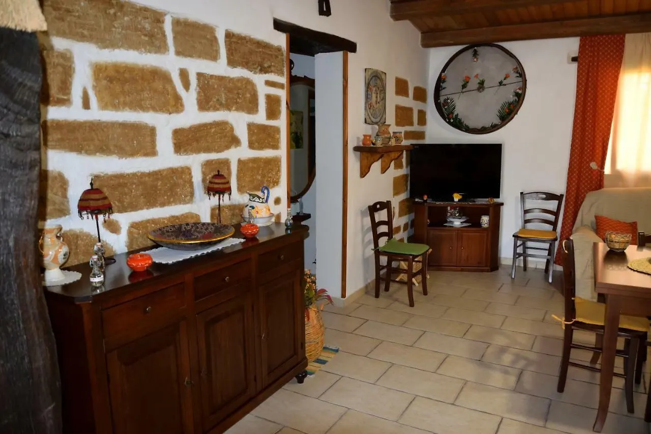 Hébergement de vacances Villa Regia Trazzera à Rilievo
