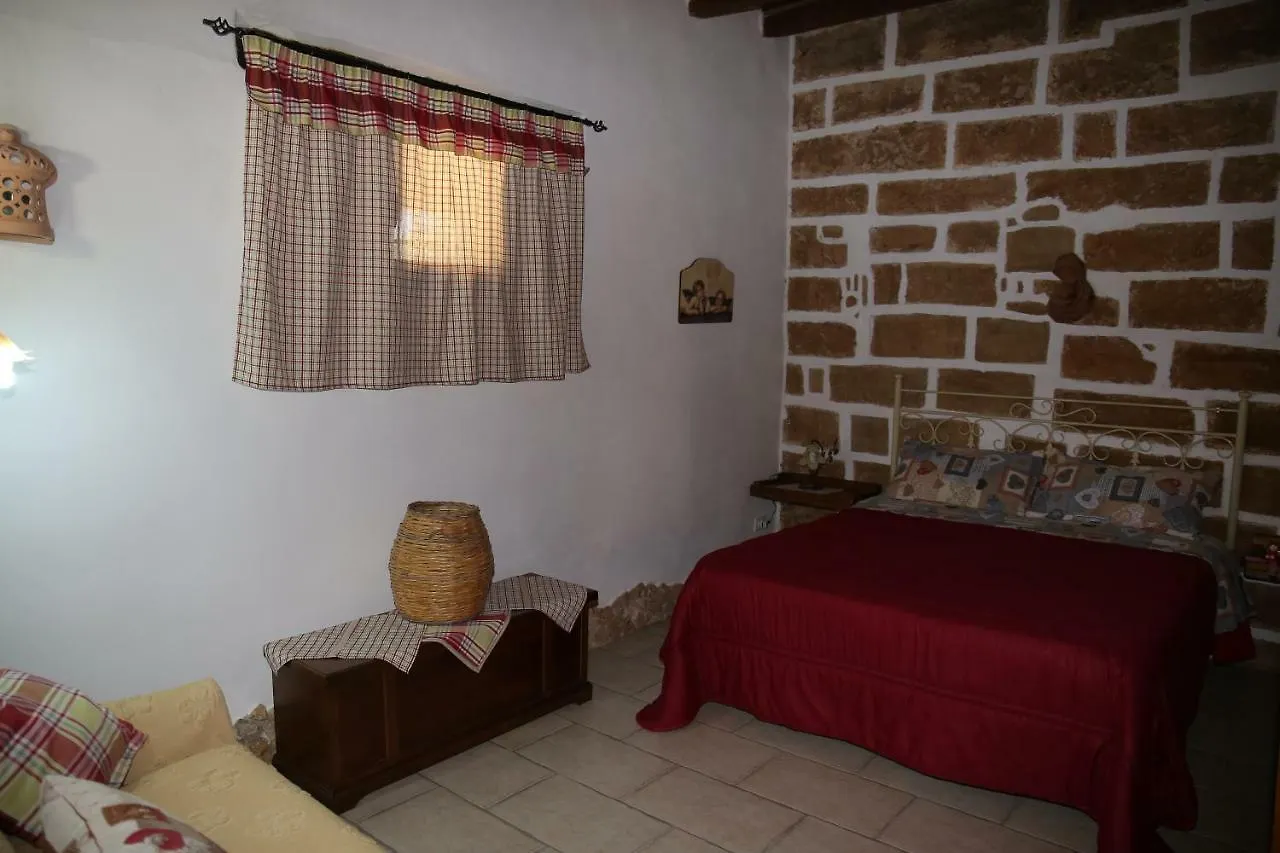 Holiday home Regia Trazzera Villa Rilievo